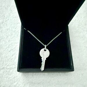 Simply Vera Vera Wang 925 Sterling Silver Diamond Accent Key Pendant Necklace
